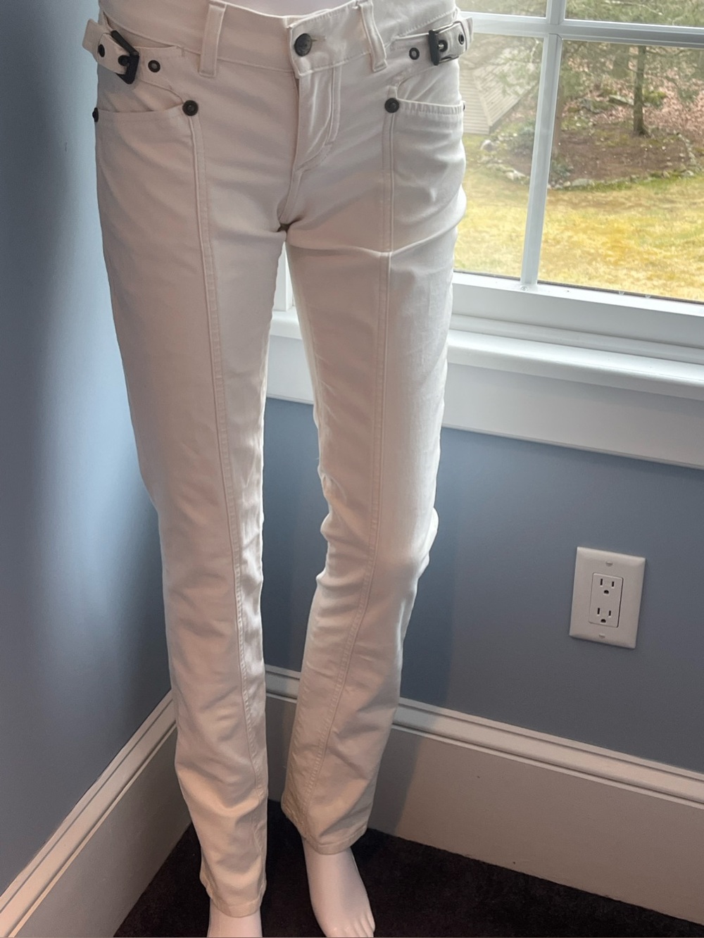 Roberto Cavalli, sexy, fitted low, slung white jeans